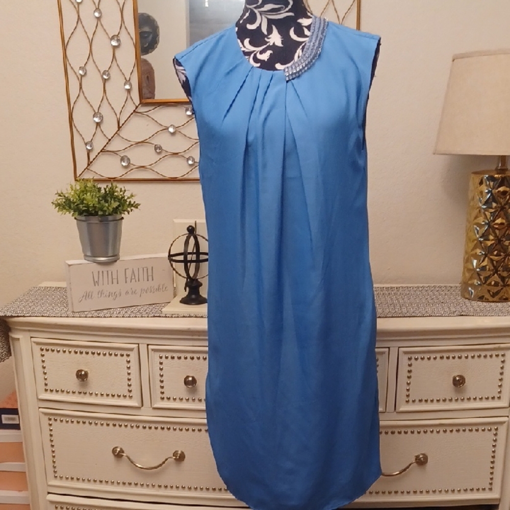 Elegant Blue Sleeveless Dress